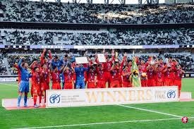 曼联比赛真的太有意思了，虽然这球很丑陋，但你就说进没进吧