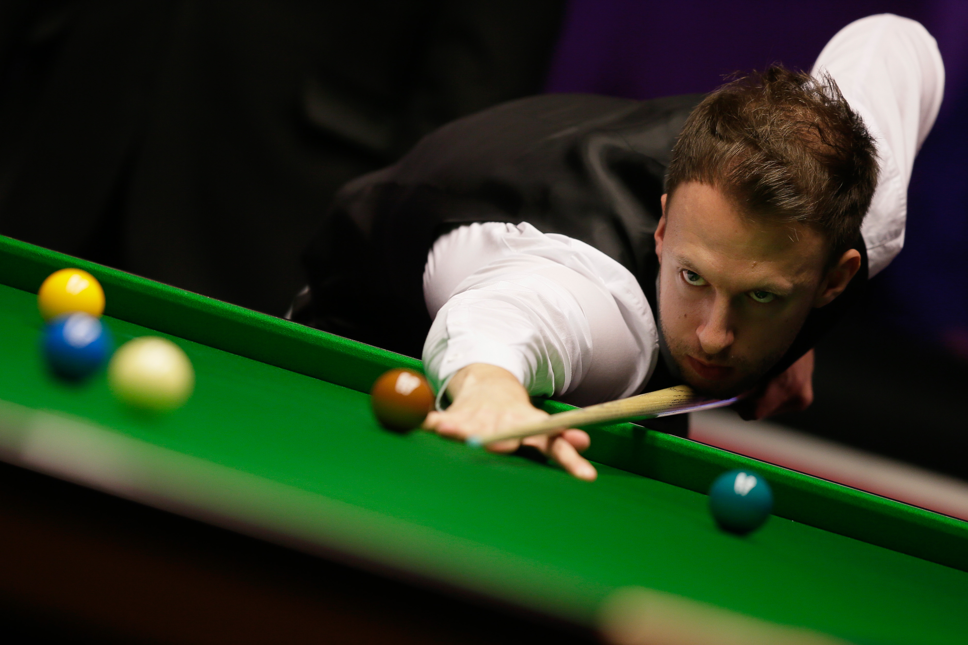 界崭露头角 界崭露头角