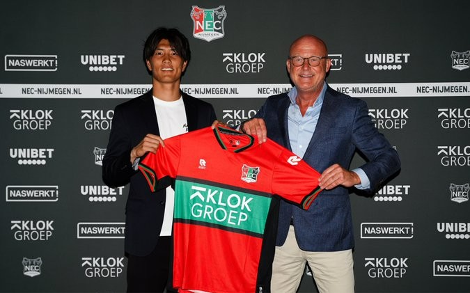 孔帕尼：除去最后5分钟我对比赛非常满意，伊藤洋辉之前受伤的脚又有不适.