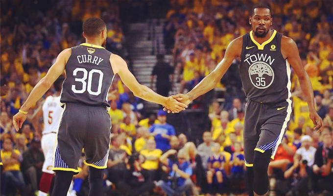 如今他将缺 如今他将缺